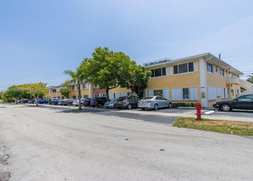 IMPERIAL POINT GARDENS CO · #728 in Fort Lauderdale - Photo 24