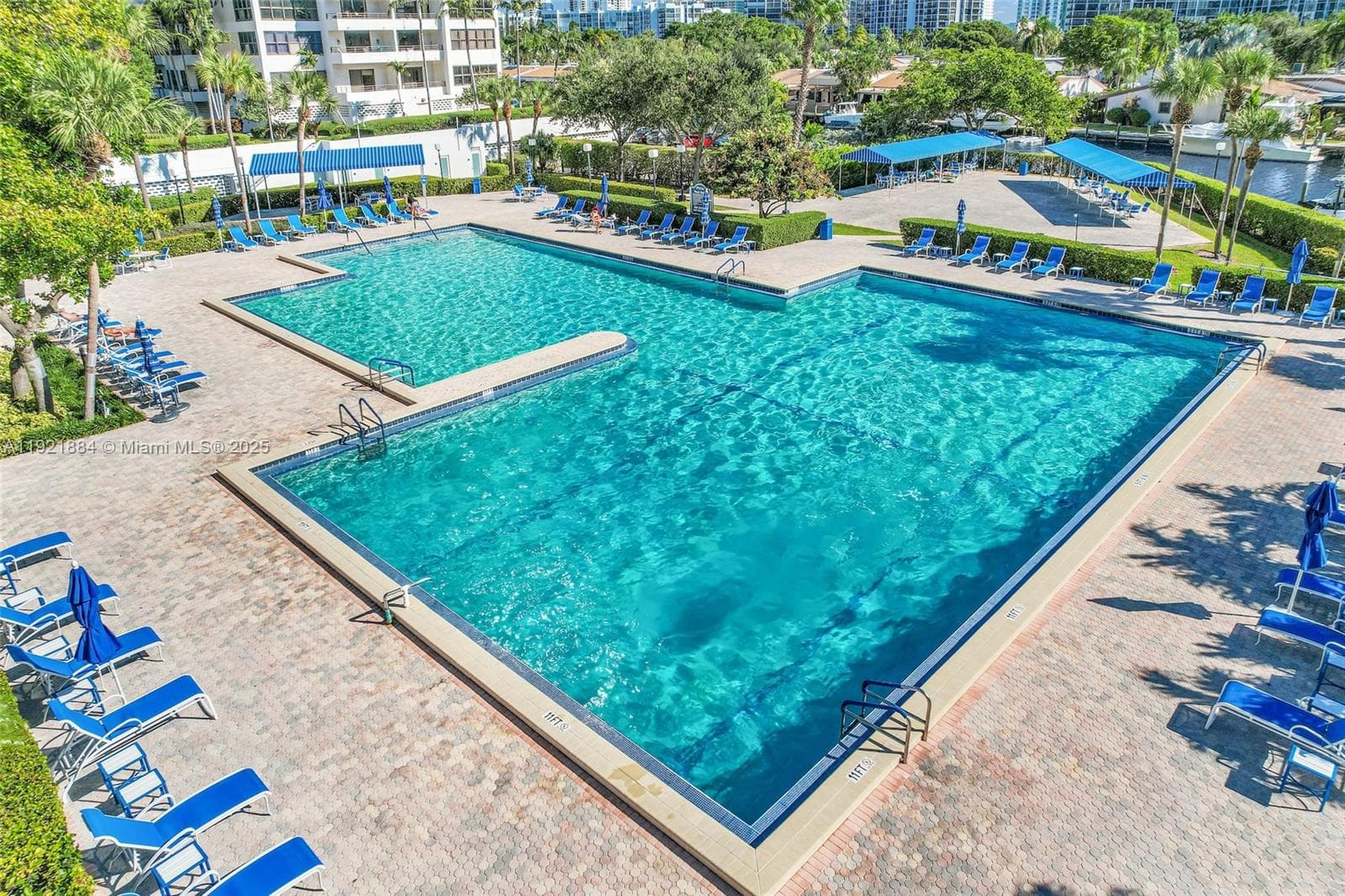 Olympus Condo · #2411 in Hallandale Beach - Photo 76