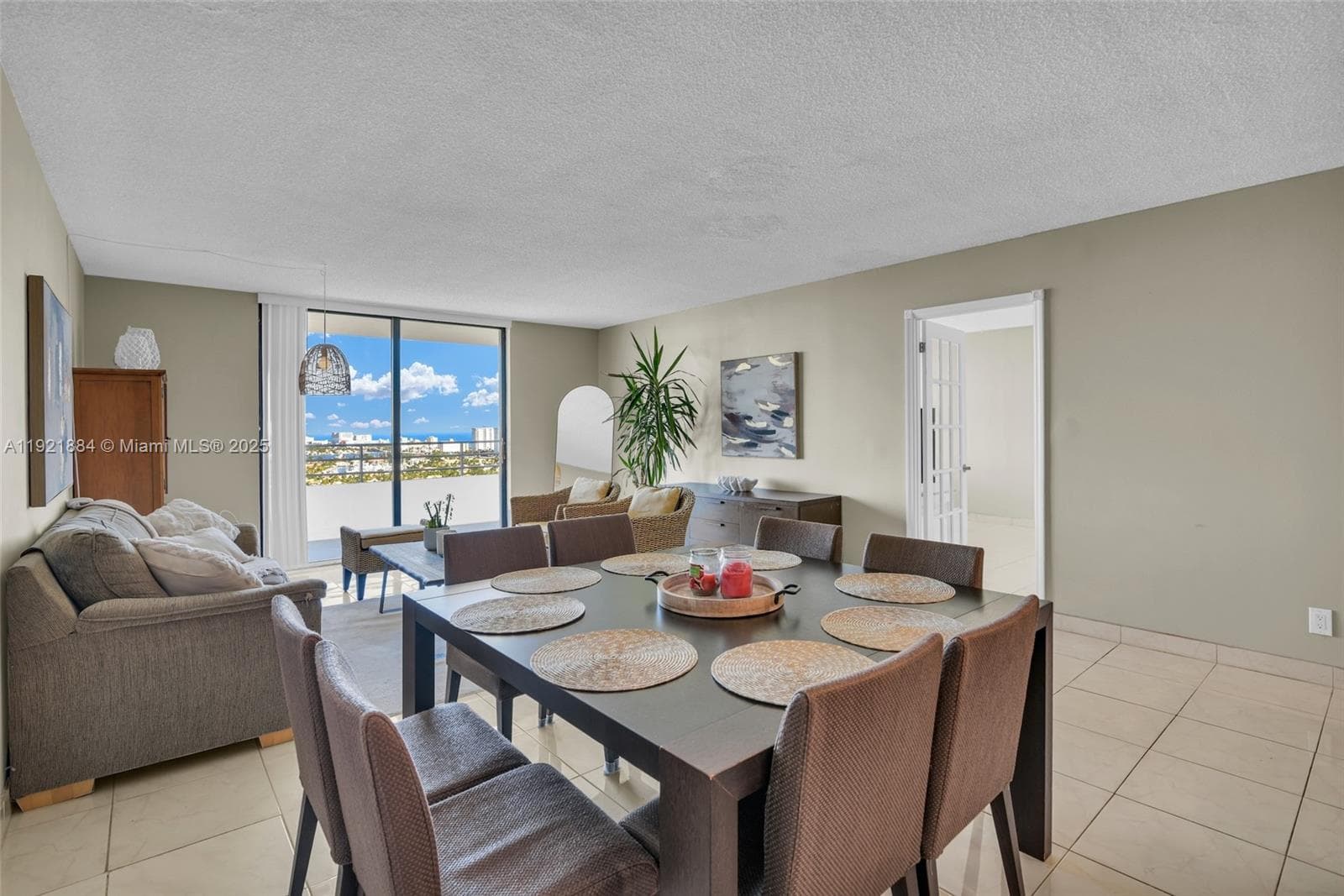 Olympus Condo · #2411 in Hallandale Beach - Photo 16