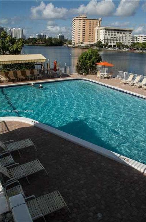 PLAZA TOWERS NORTH CONDO · #1003 in Hallandale Beach - Photo 9
