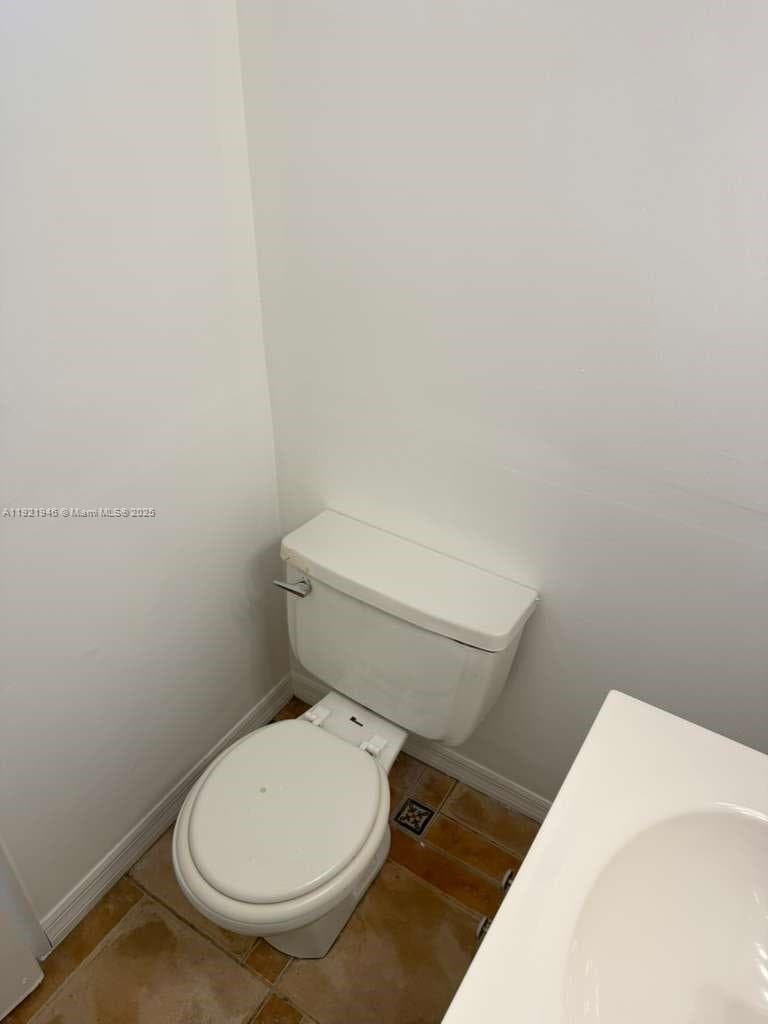 BYRON GARDENS CONDO · #403 in Miami Beach - Photo 17