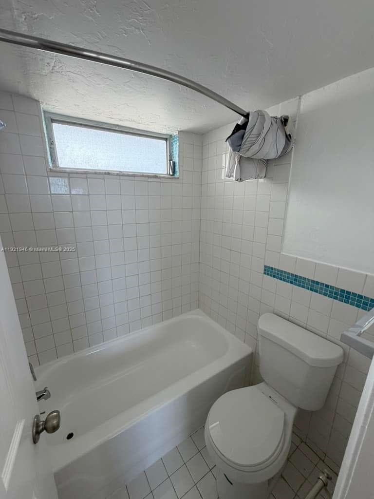 BYRON GARDENS CONDO · #403 in Miami Beach - Photo 16