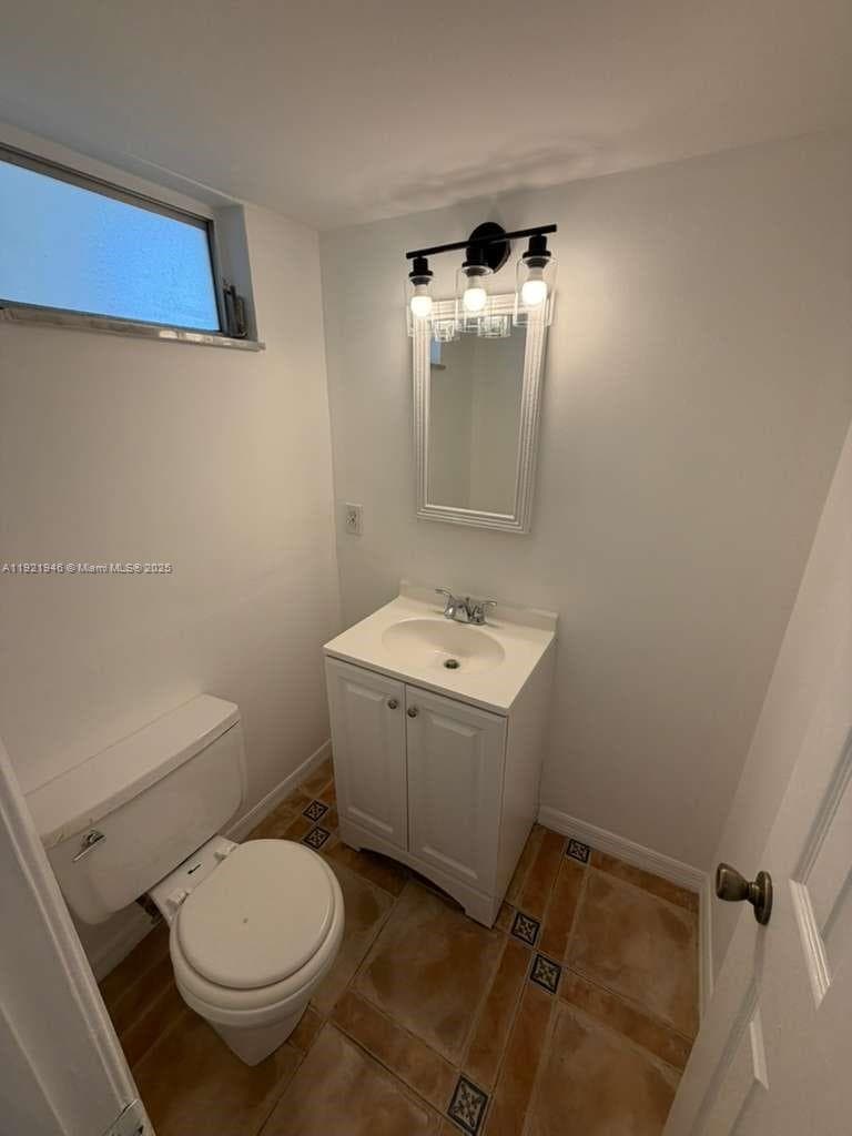 BYRON GARDENS CONDO · #403 in Miami Beach - Photo 18