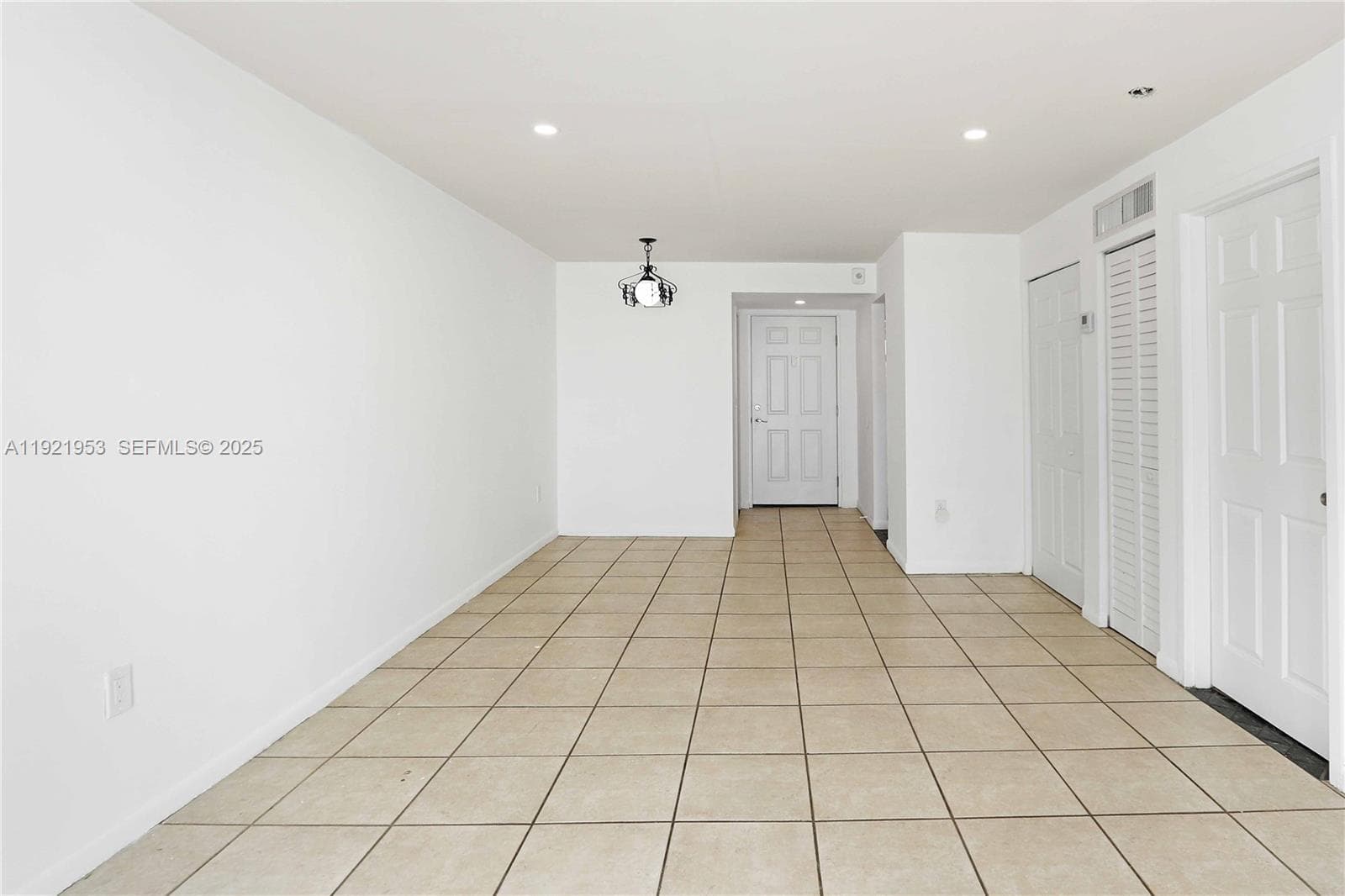 ROYAL WEST CONDO · #502 in Miami Beach - Photo 2