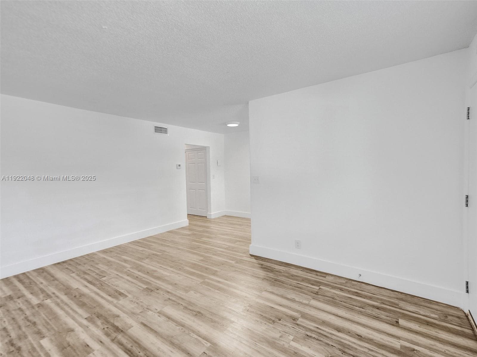 HALLANDALE PARK NO 2 · #204 in Hallandale Beach - Photo 13