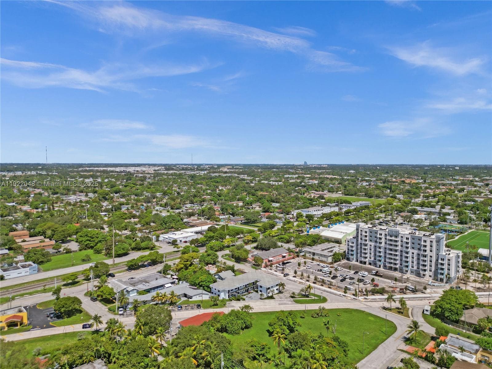 HALLANDALE PARK NO 2 · #204 in Hallandale Beach - Photo 10