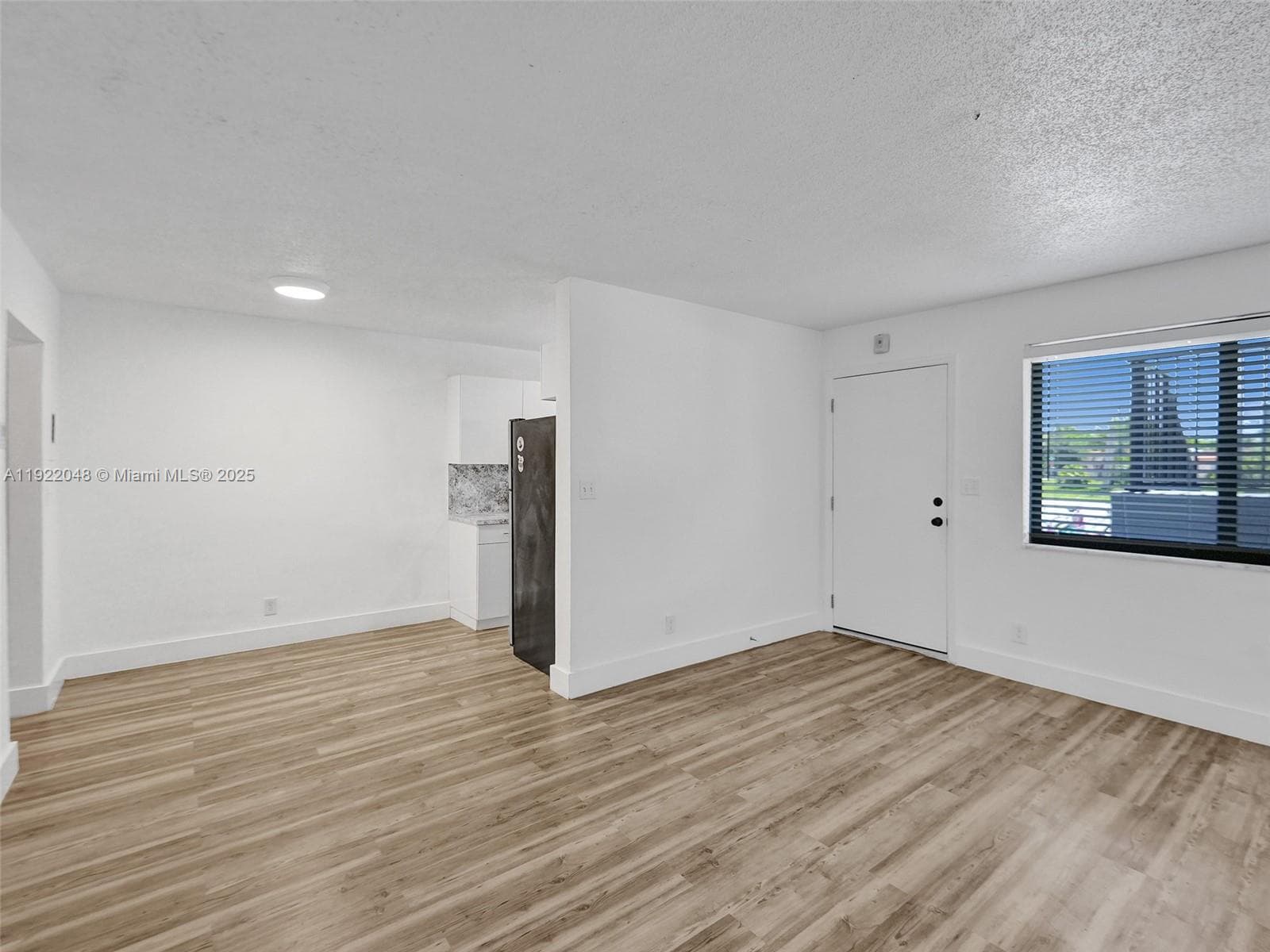 HALLANDALE PARK NO 2 · #204 in Hallandale Beach - Photo 15