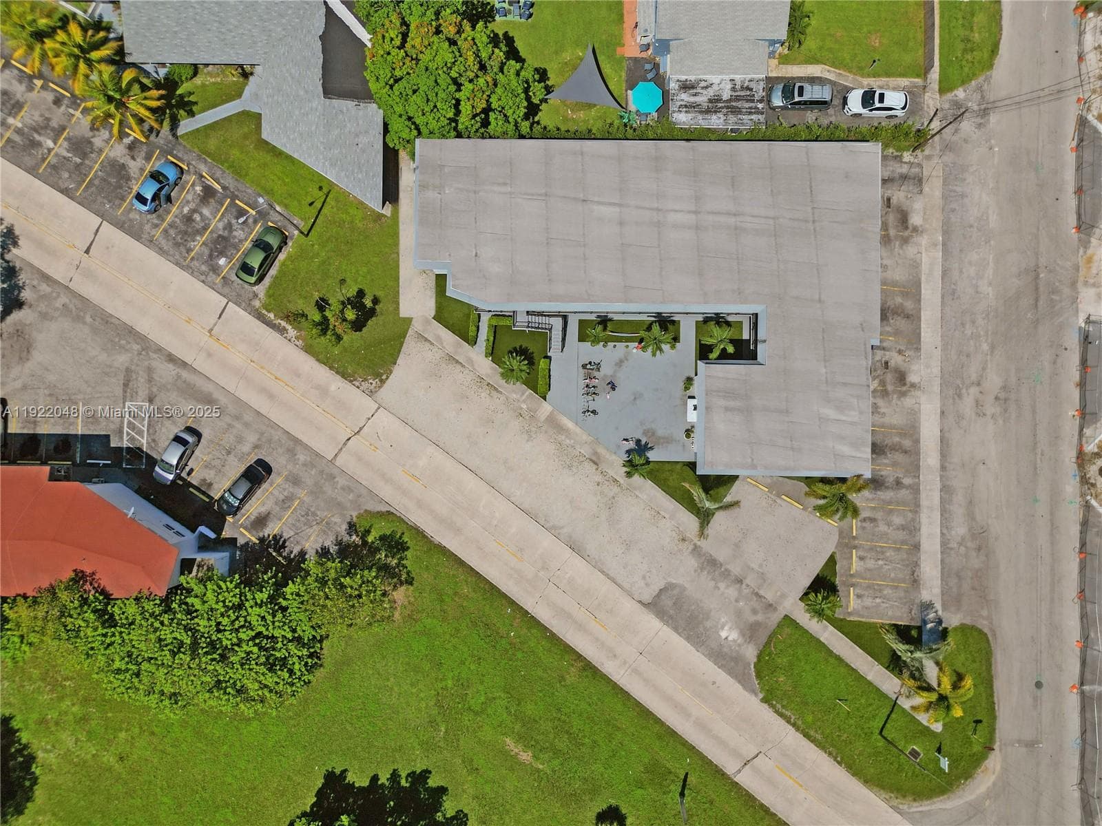 HALLANDALE PARK NO 2 · #204 in Hallandale Beach - Photo 11