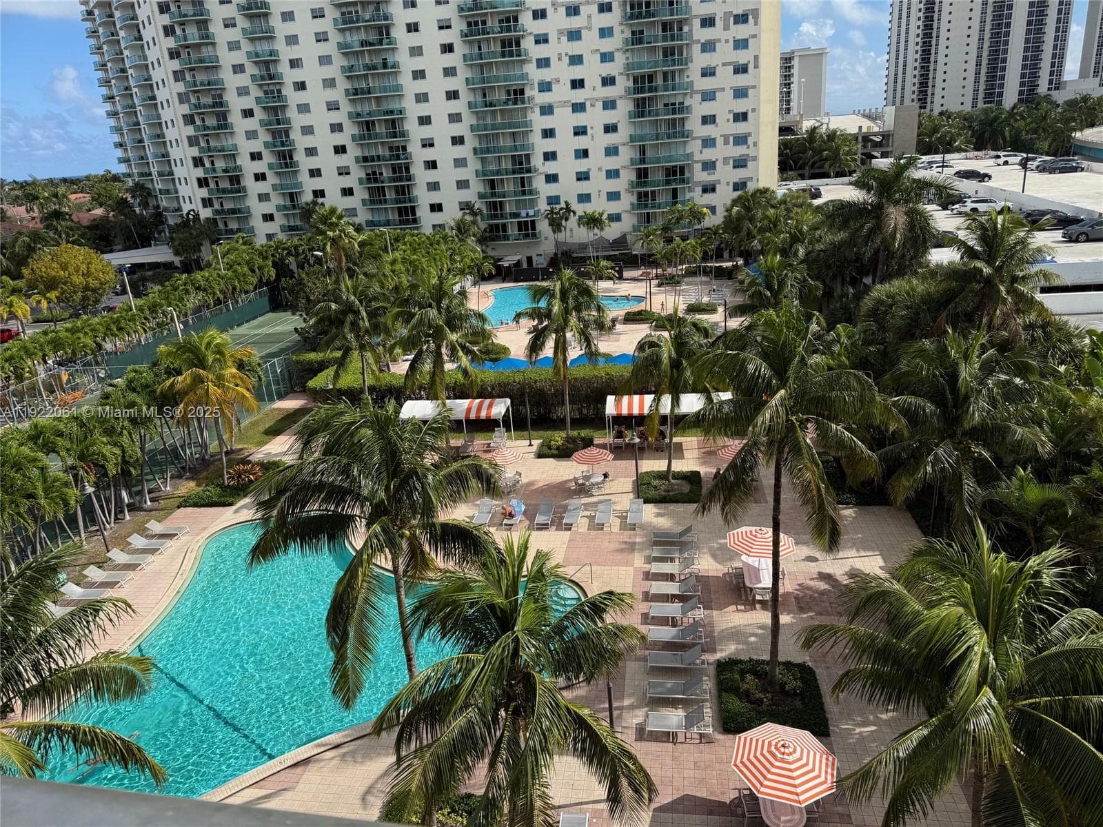 OCEANVIEW BUILDING B COND · #602 in Sunny Isles Beach - Photo 3