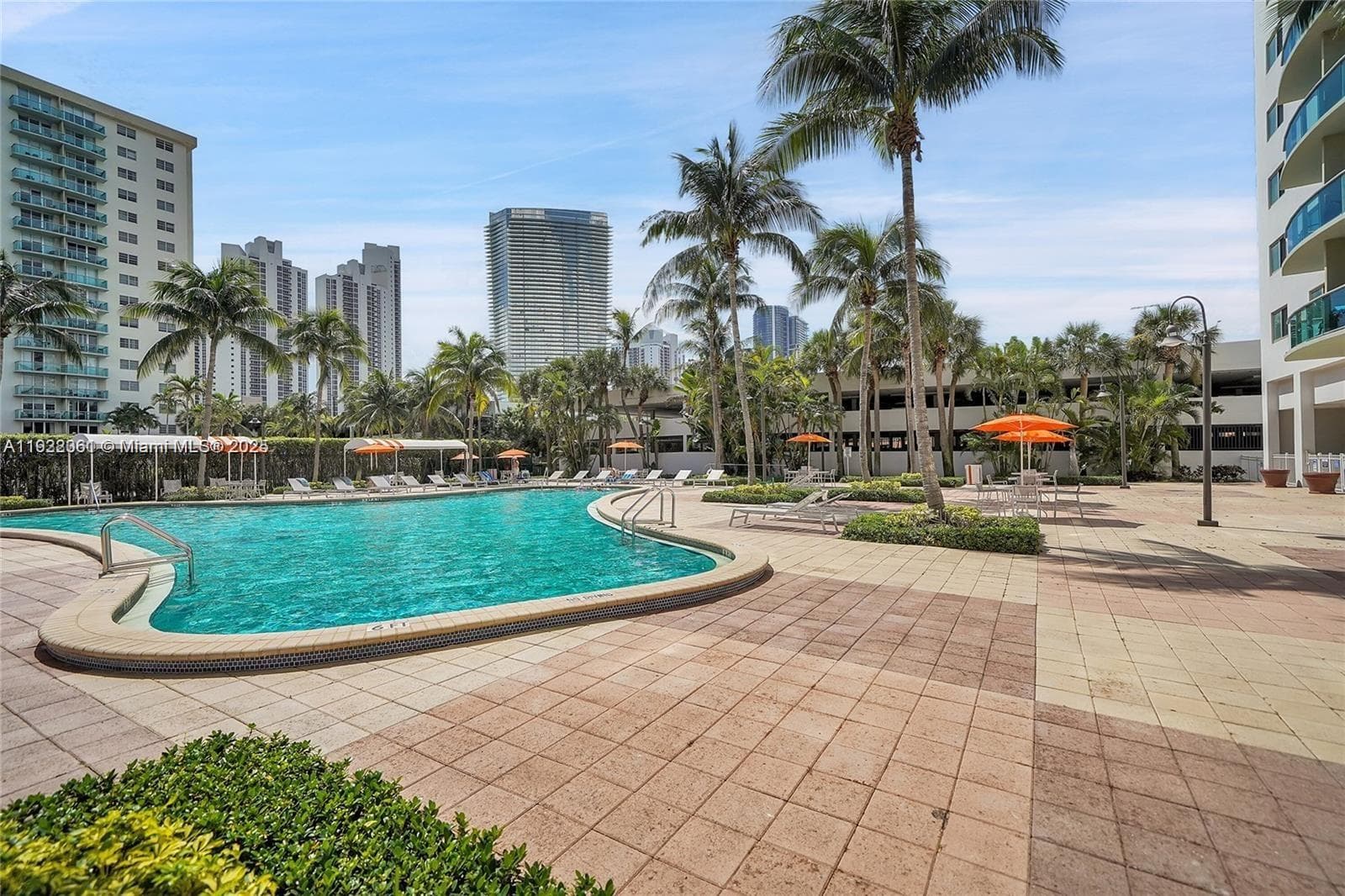 OCEANVIEW BUILDING B COND · #602 in Sunny Isles Beach - Photo 32