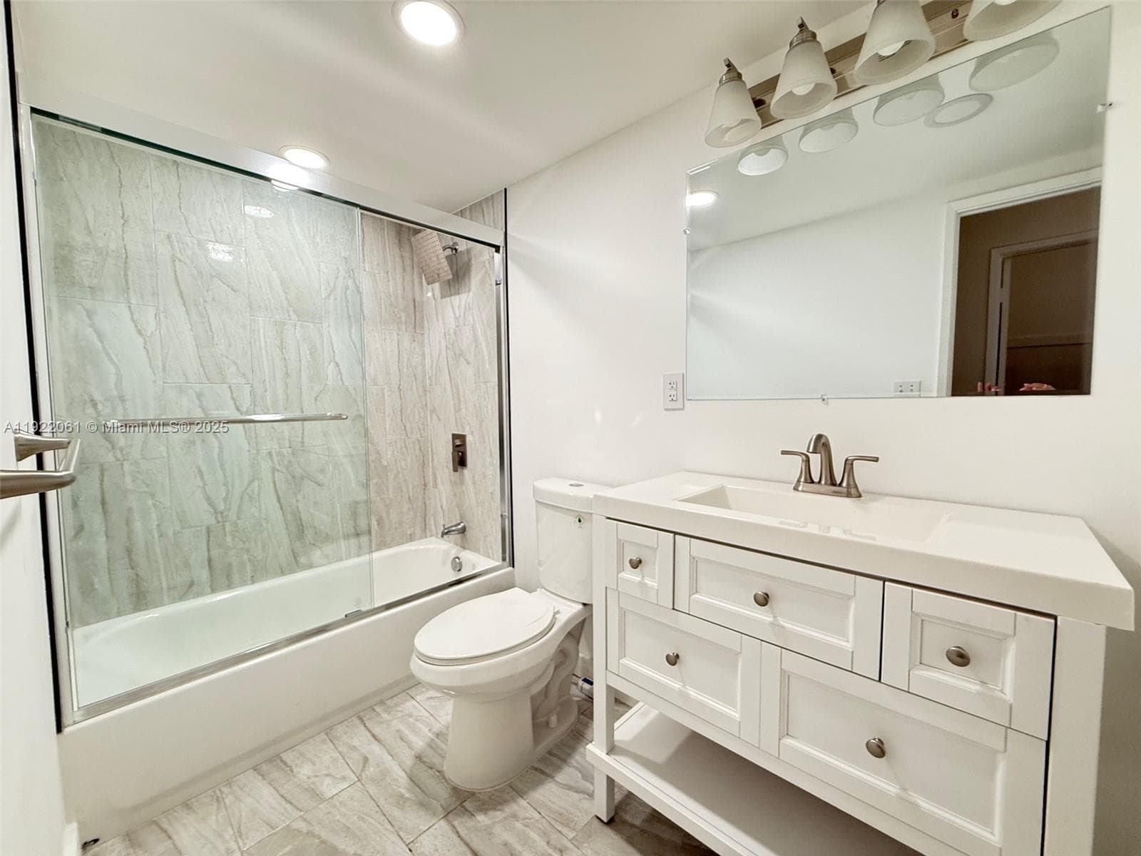 OCEANVIEW BUILDING B COND · #602 in Sunny Isles Beach - Photo 11