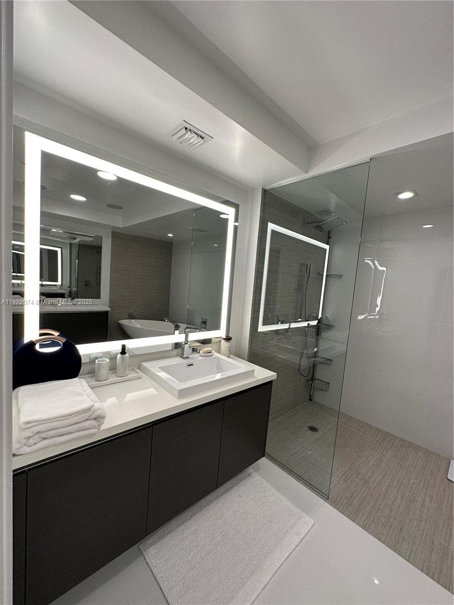 Parque Towers · #5-2002 in Sunny Isles Beach - Photo 53