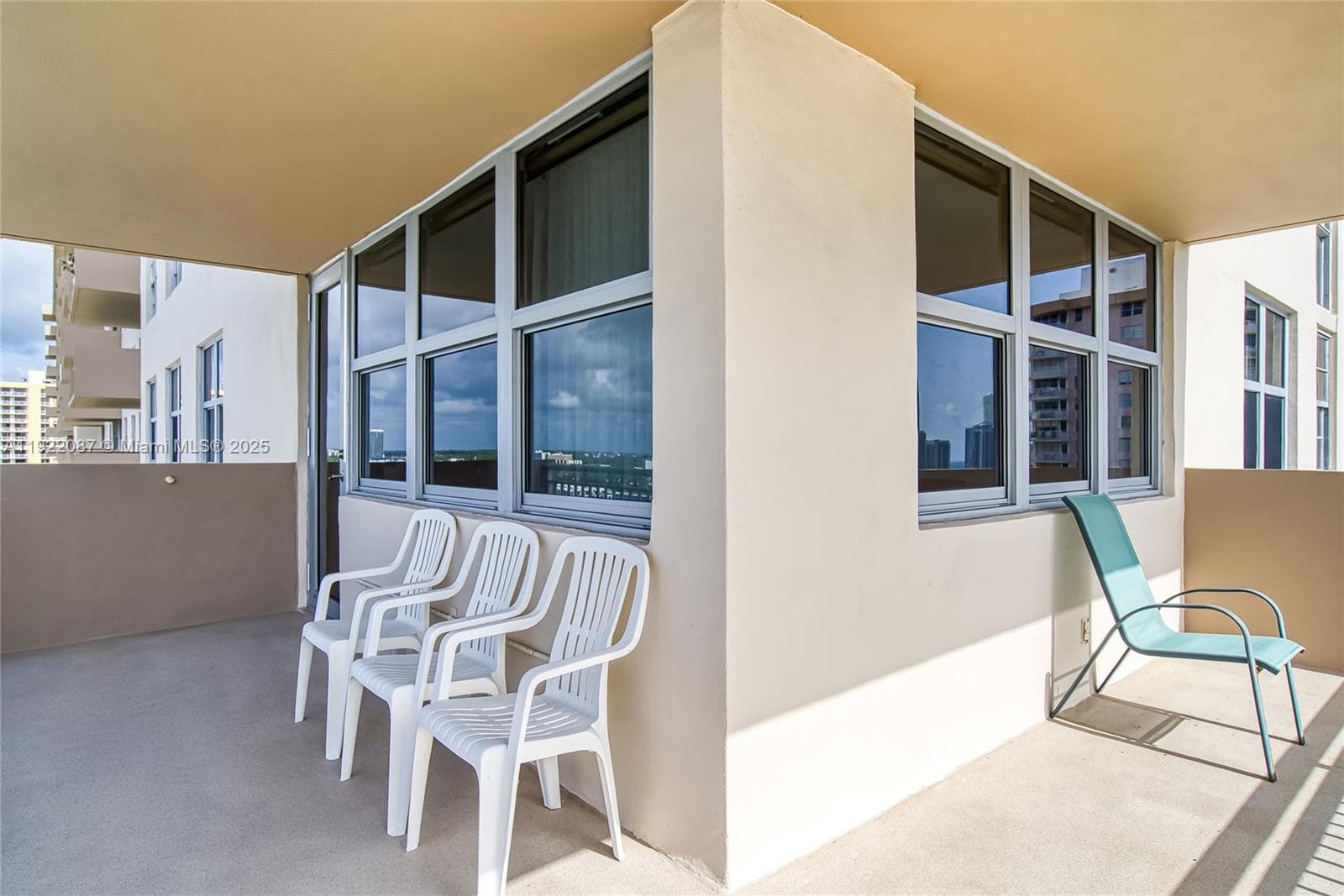 WINSTON TOWERS 100 CONDO · #1704 in Sunny Isles Beach - Photo 42