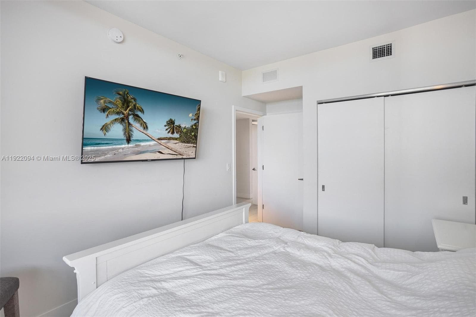 THE HARBOUR SOUTH CONDO · #3016 in North Miami Beach - Photo 27