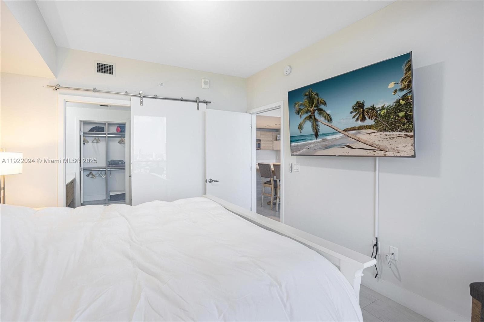 THE HARBOUR SOUTH CONDO · #3016 in North Miami Beach - Photo 17