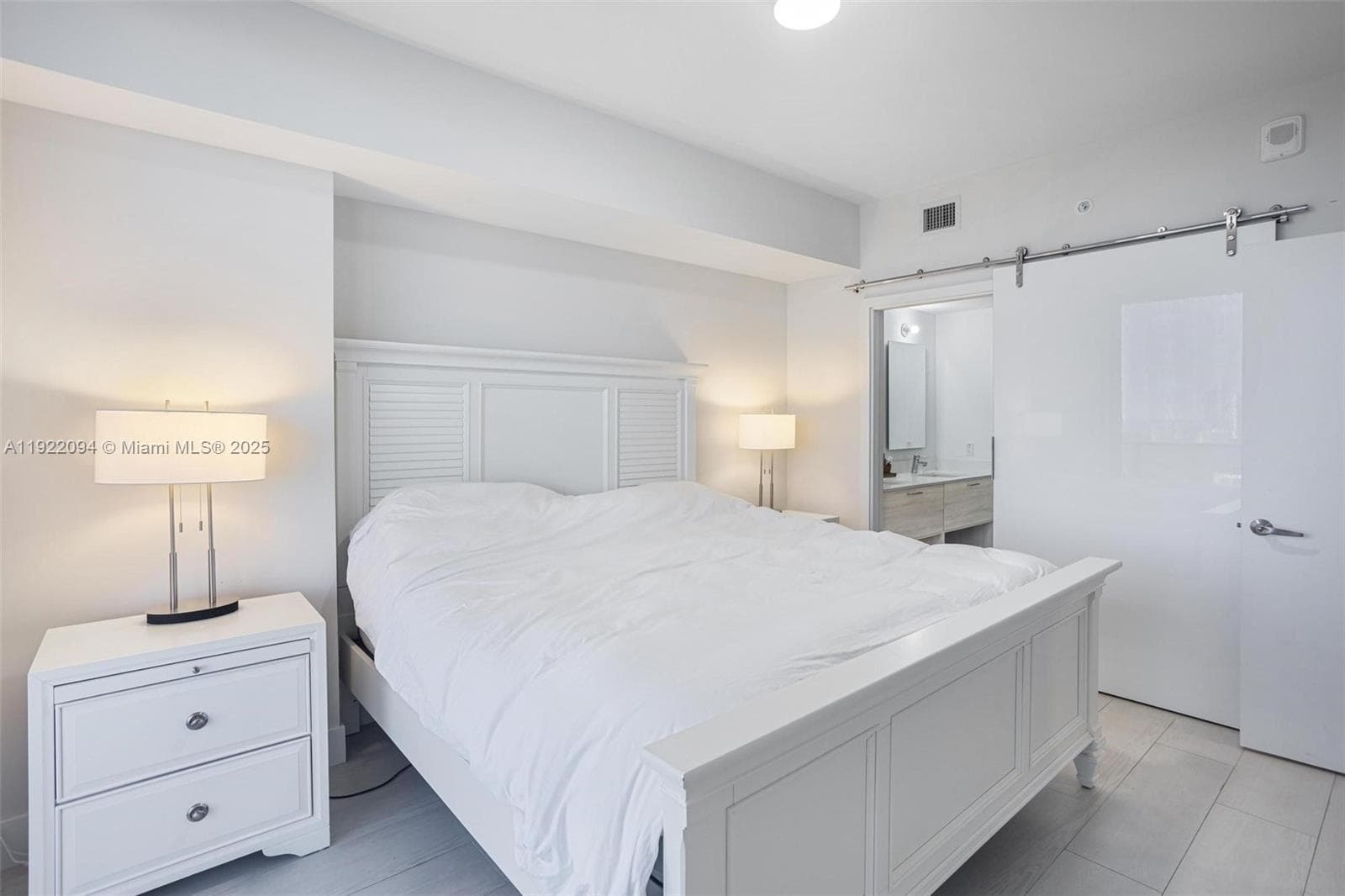THE HARBOUR SOUTH CONDO · #3016 in North Miami Beach - Photo 16