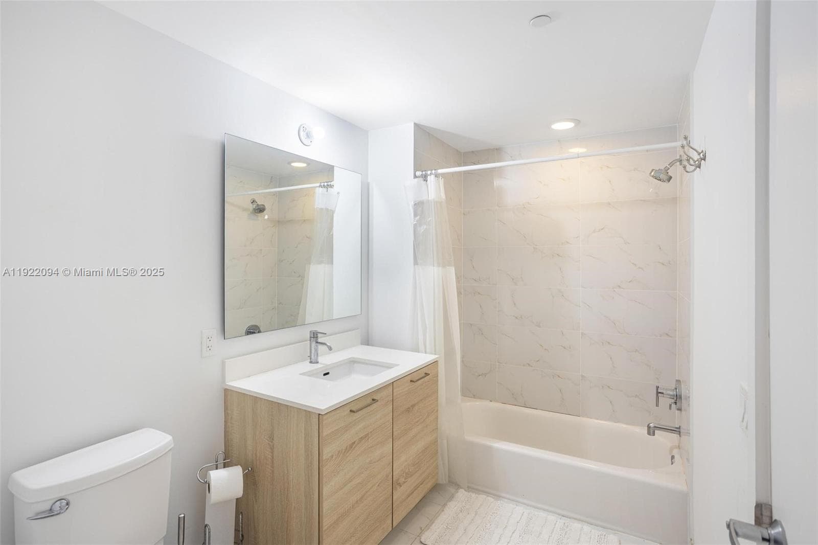 THE HARBOUR SOUTH CONDO · #3016 in North Miami Beach - Photo 28