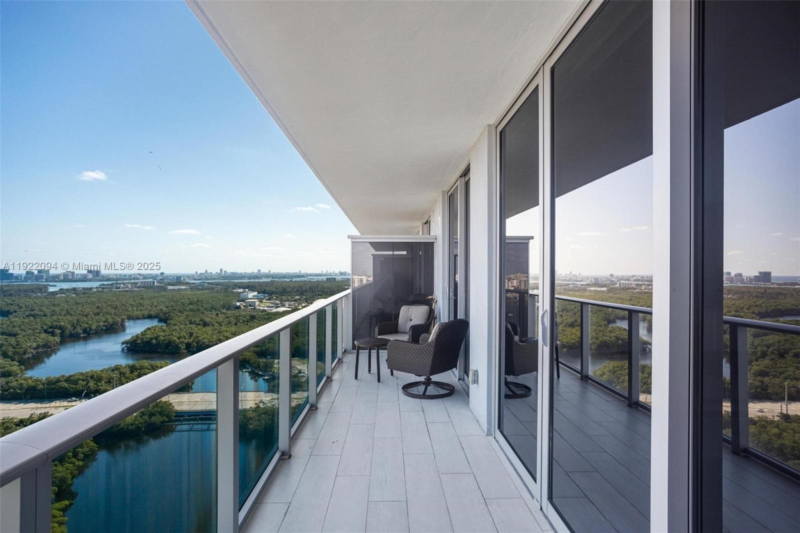 THE HARBOUR SOUTH CONDO · #3016 in North Miami Beach - Photo 5