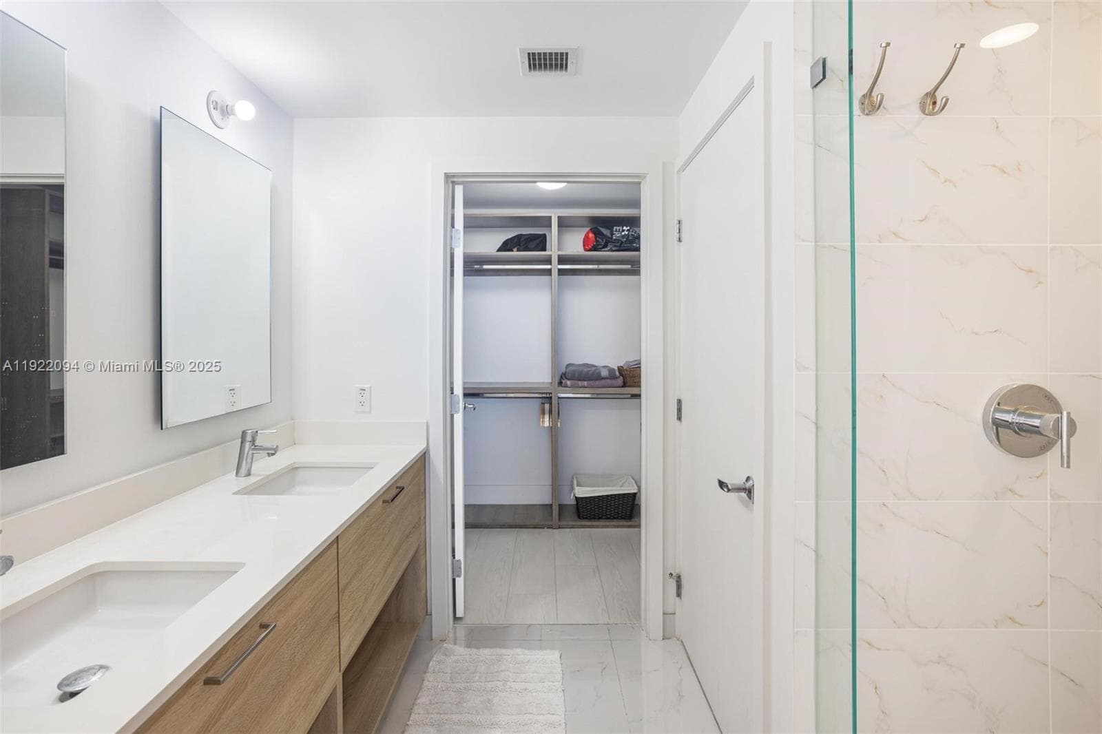 THE HARBOUR SOUTH CONDO · #3016 in North Miami Beach - Photo 20