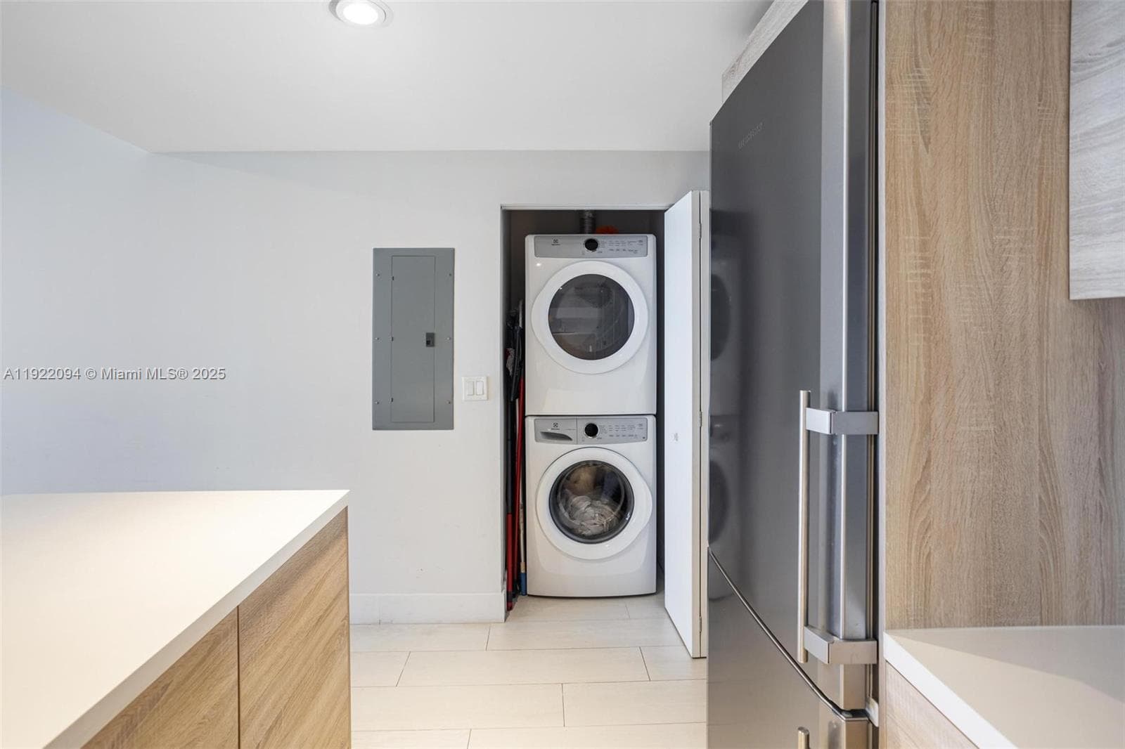 THE HARBOUR SOUTH CONDO · #3016 in North Miami Beach - Photo 30