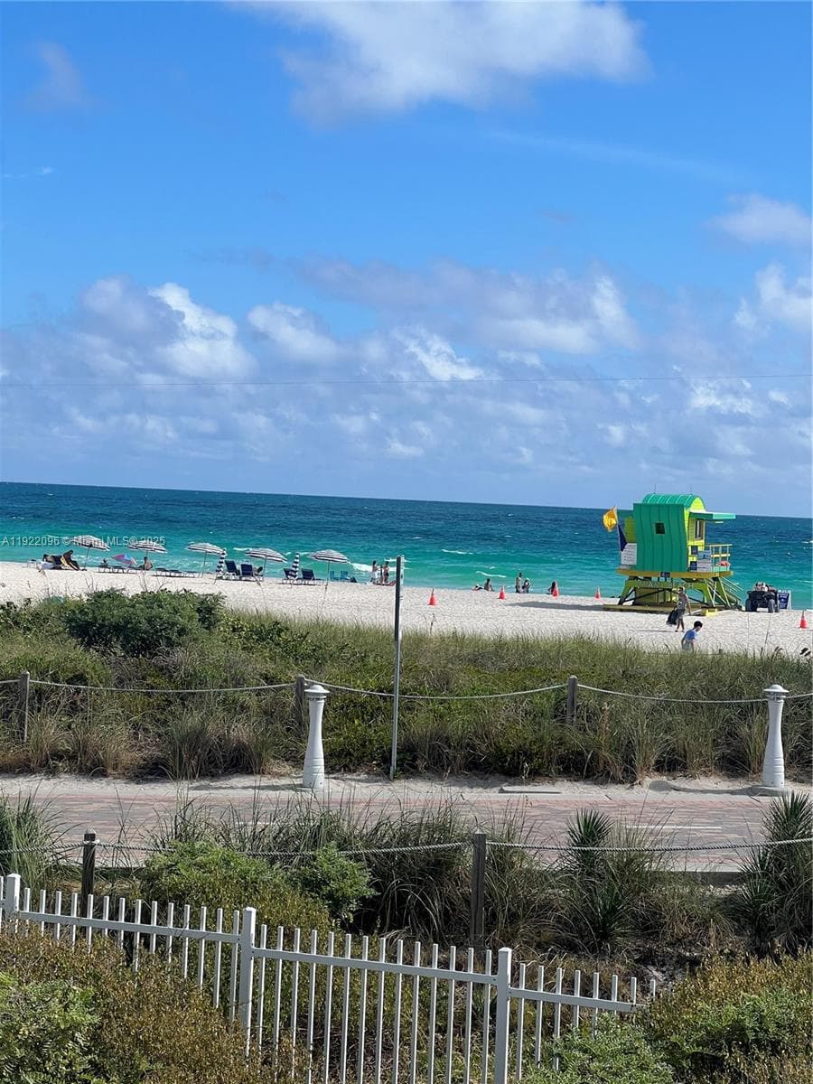 OCEAN POINT CONDO · #523 in Miami Beach - Photo 38