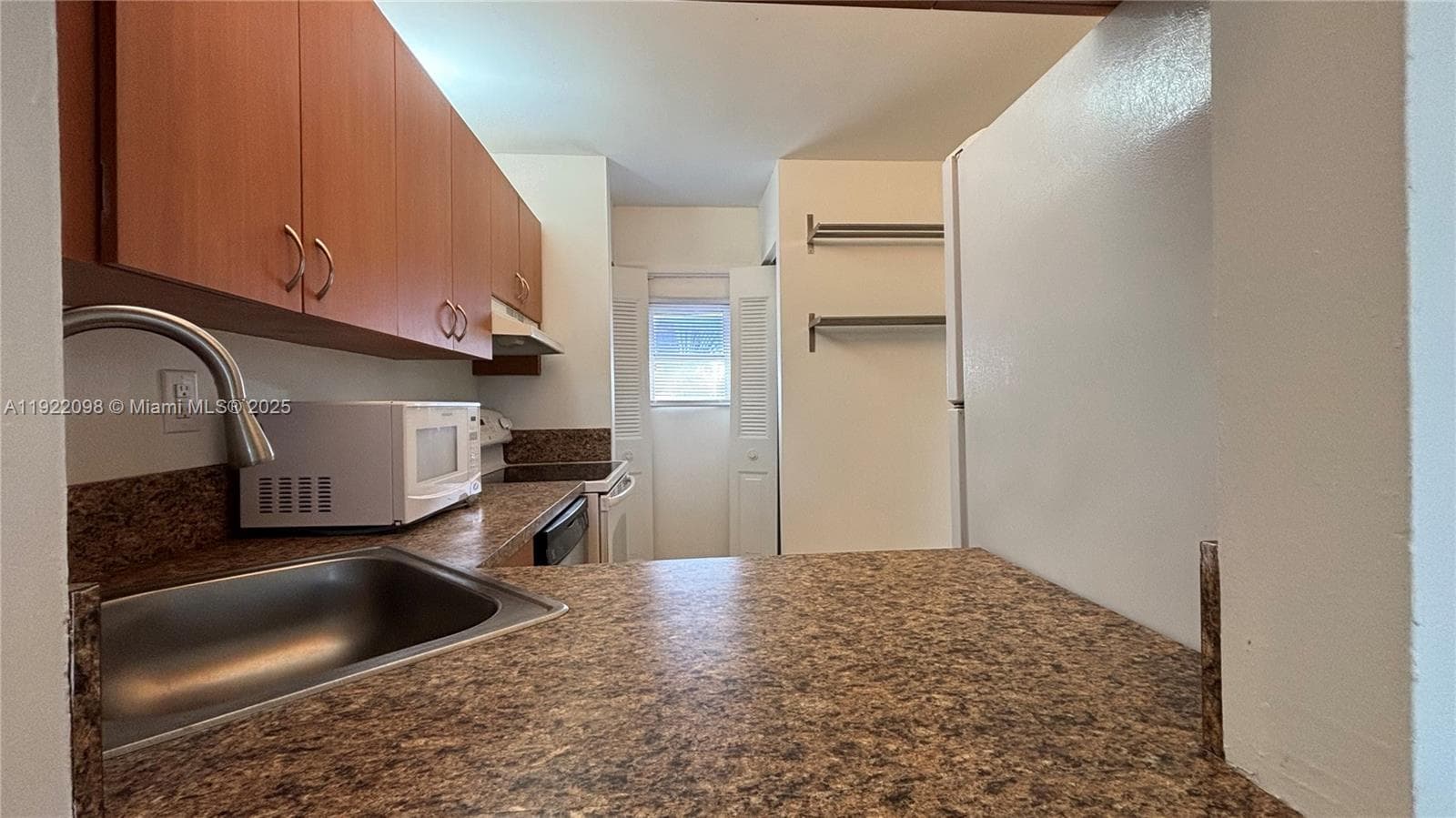 CORAL RIDGE EAST CONDO · #307 in Fort Lauderdale - Photo 5