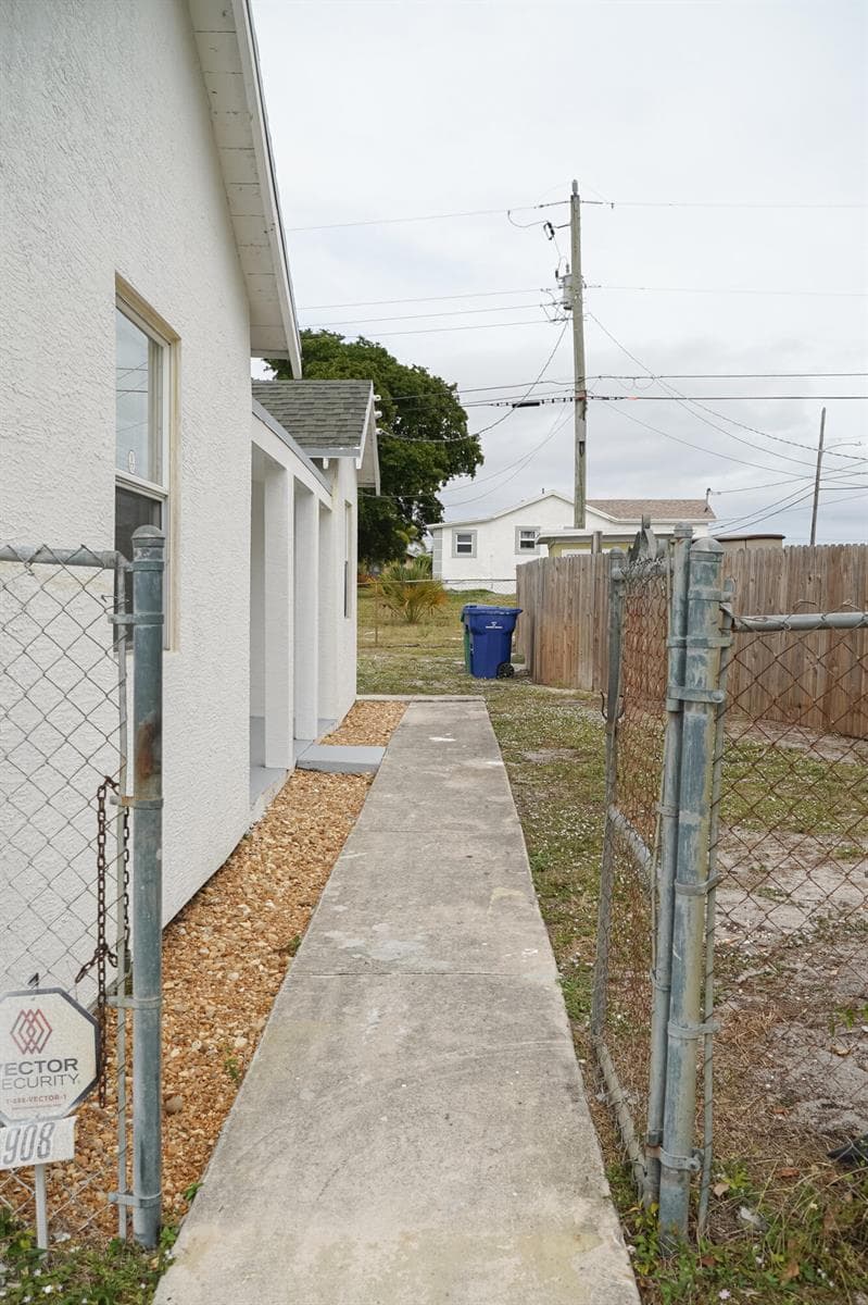 EAST ENTRANCE SIDEWALK