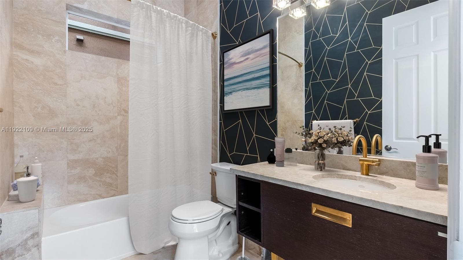 3559 Forest View Cir photo 13
