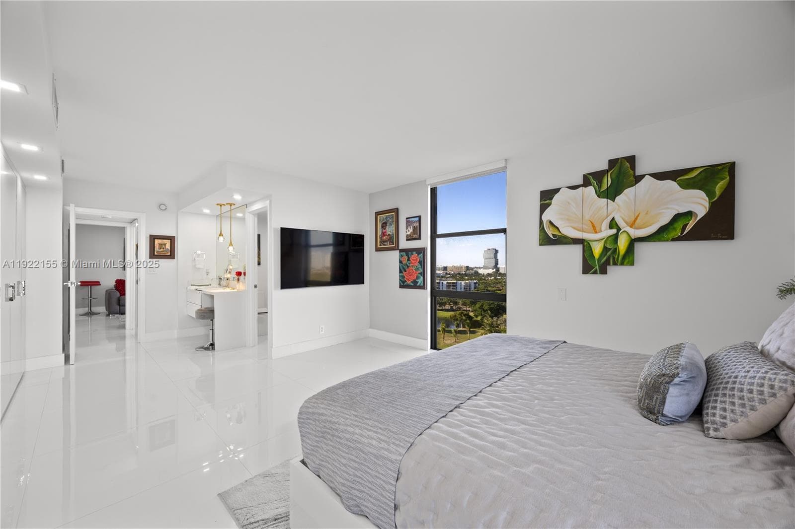 CORONADO CONDO · #1533 in Aventura - Photo 13