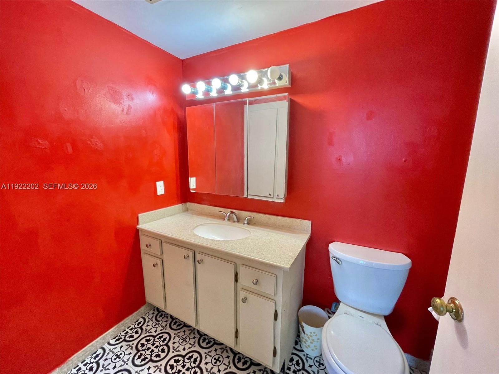 Hillcrest · #609 in Hollywood - Photo 5