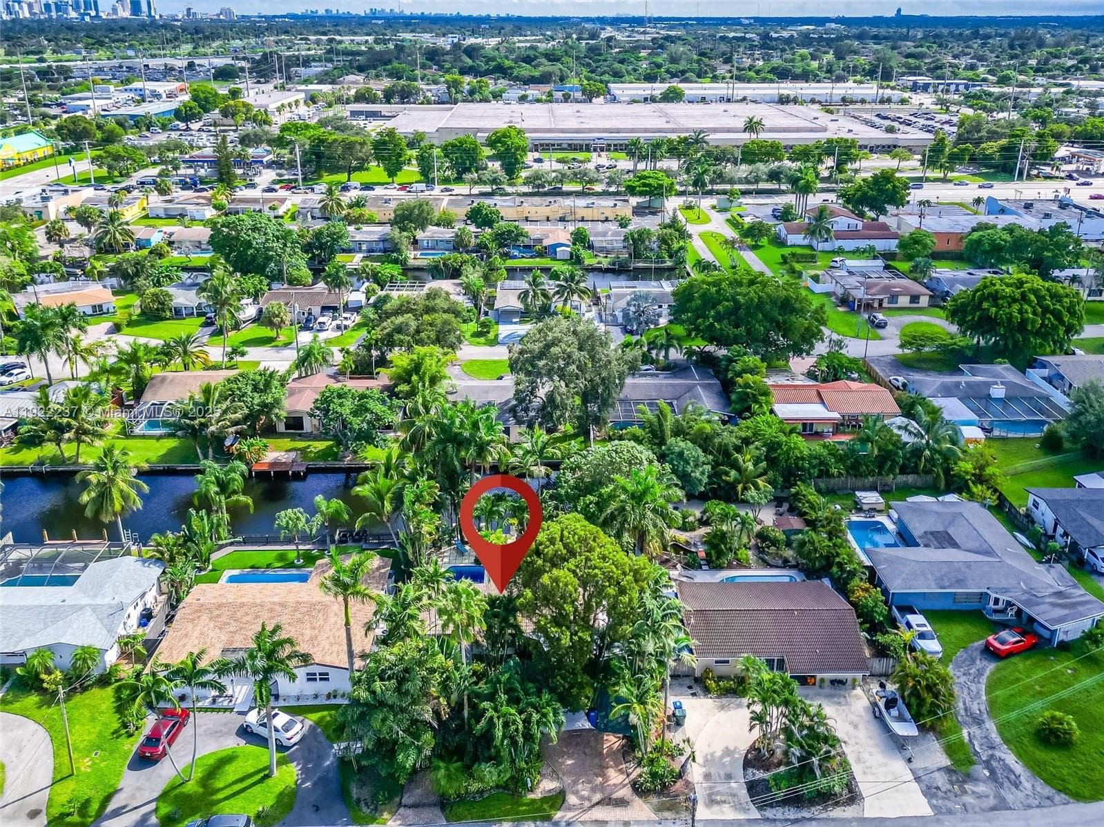 1930 NW 32nd Ct photo 3