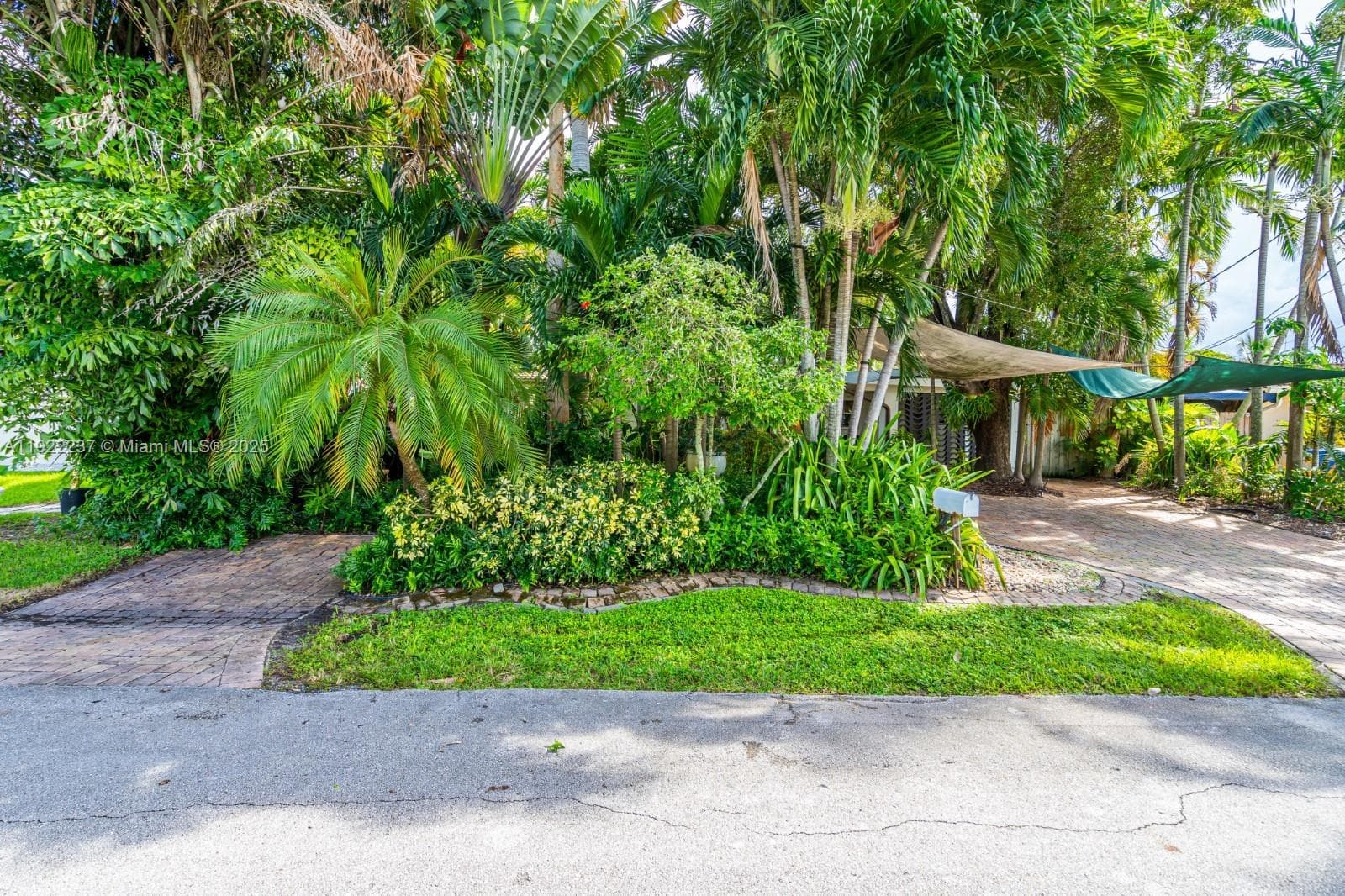 1930 NW 32nd Ct photo 39