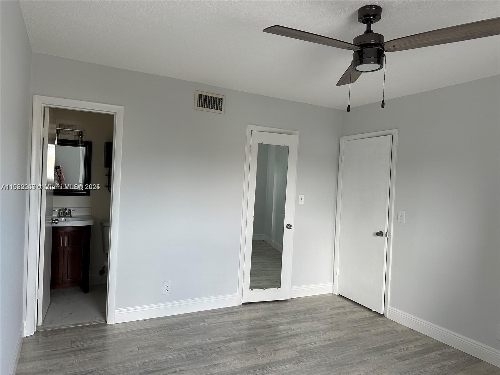 ELDORADO COUNTRY CLUB TOW · #18B in Hallandale Beach - Photo 12