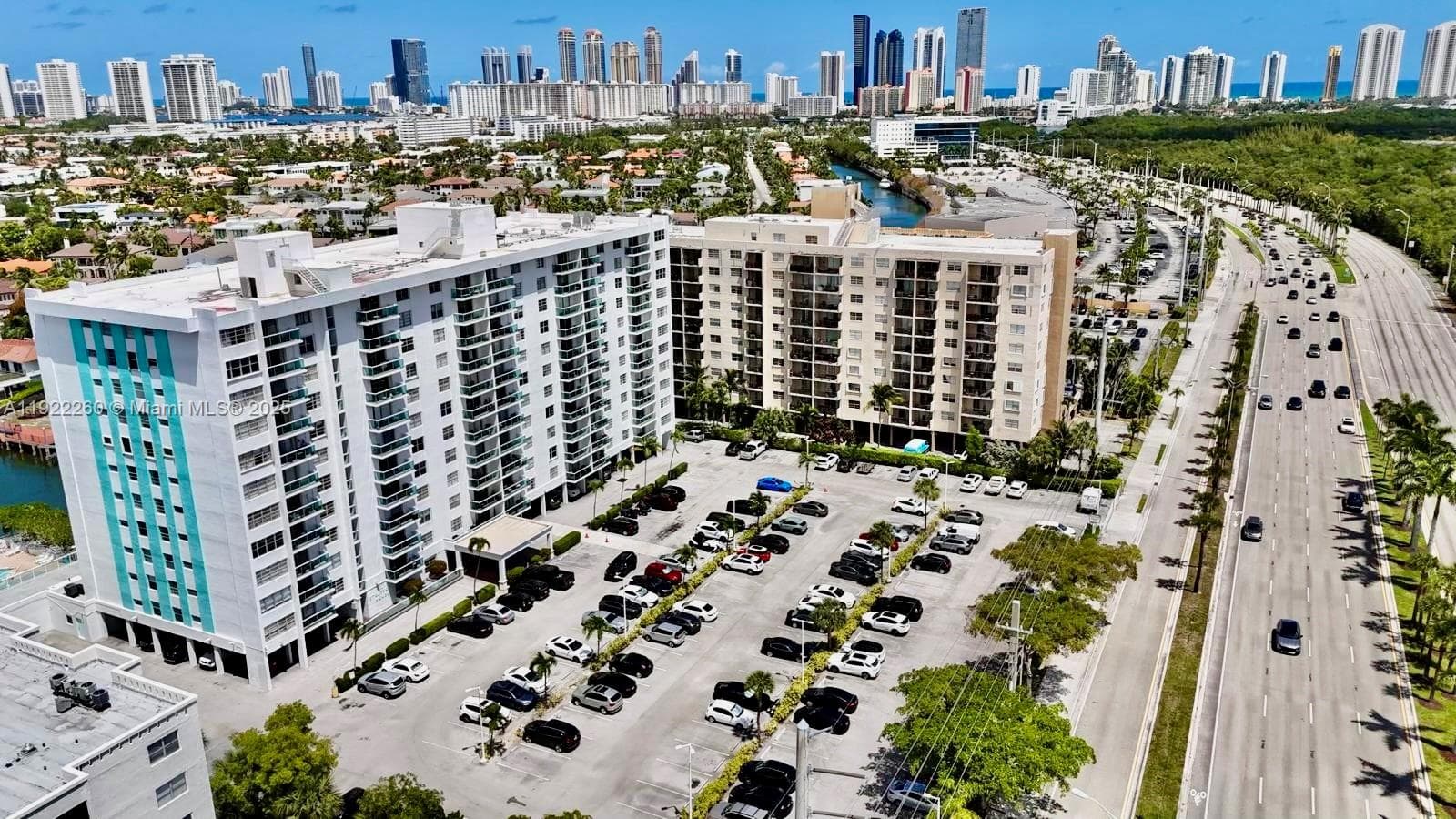 STRATFORD HOUSE CONDO · #1008 in North Miami Beach - Photo 2