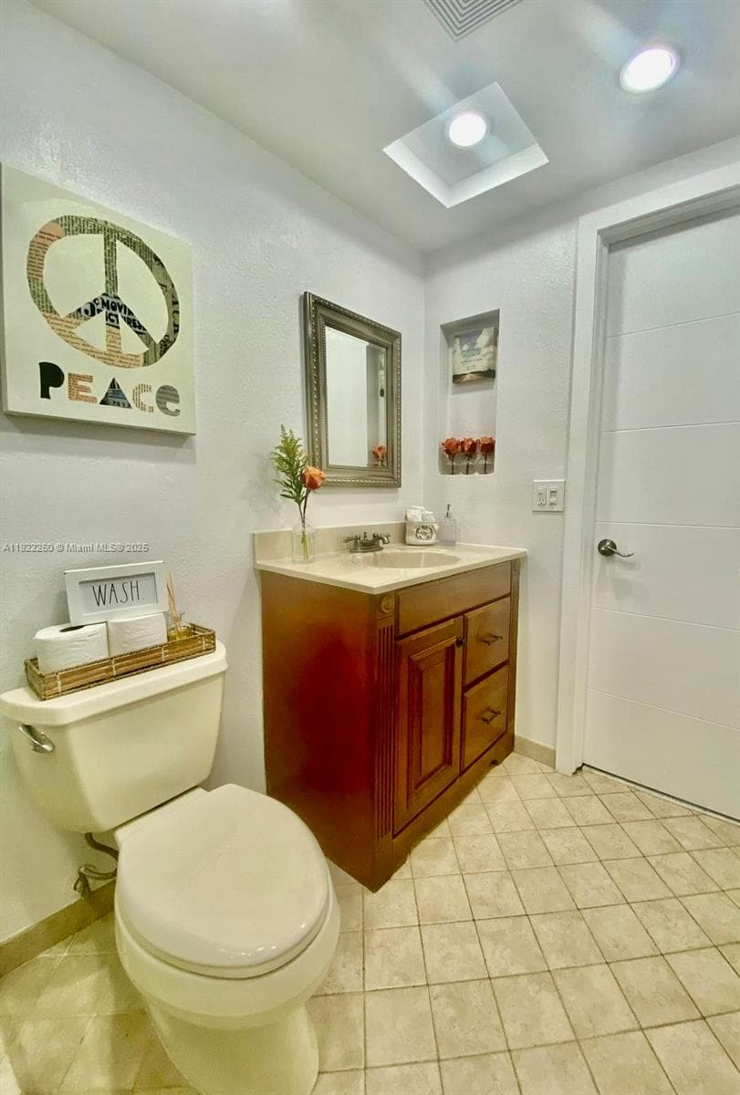 STRATFORD HOUSE CONDO · #1008 in North Miami Beach - Photo 15