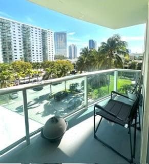 OCEANVIEW BUILDING · #414 in Sunny Isles Beach - Photo 5