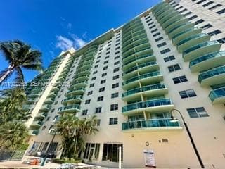 OCEANVIEW BUILDING · #414 in Sunny Isles Beach - Photo 4