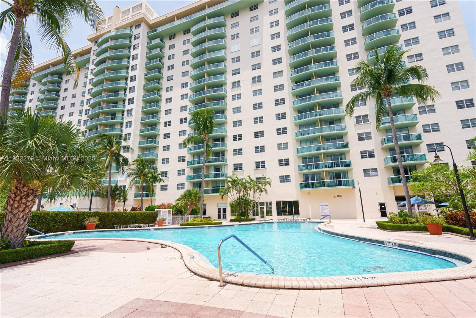 OCEANVIEW BUILDING A 2+Den · #320 in Sunny Isles Beach - Photo 22