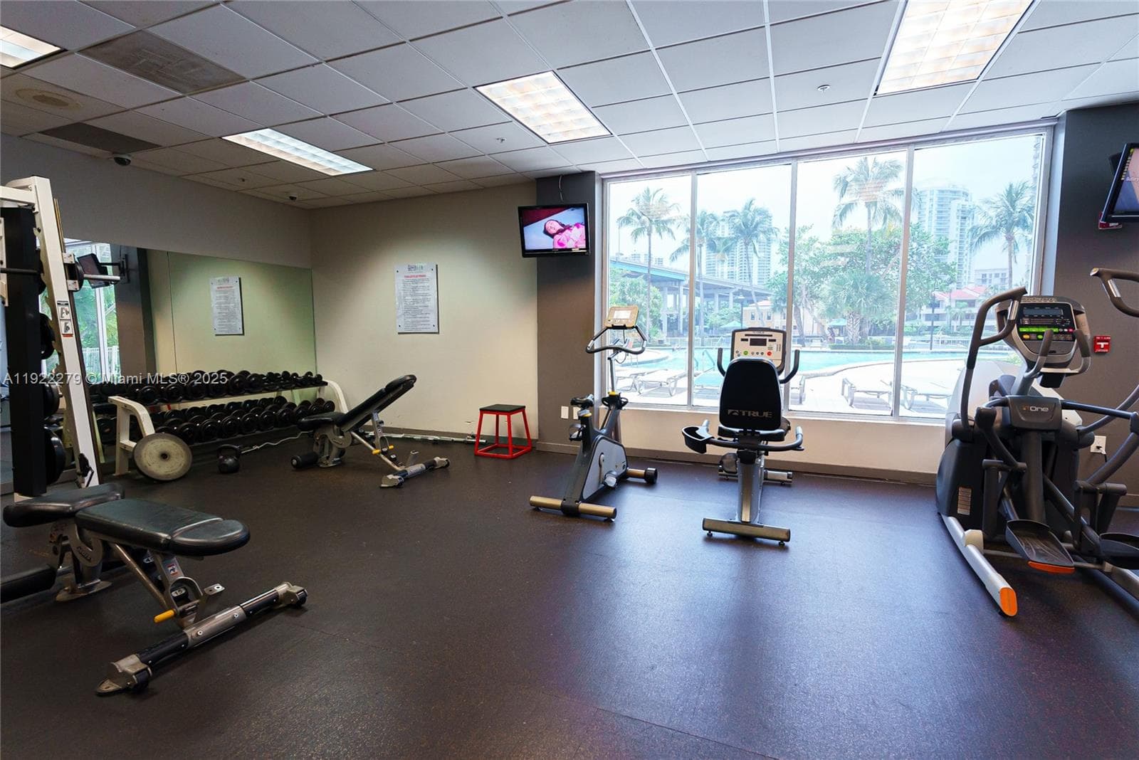 OCEANVIEW BUILDING A 2+Den · #320 in Sunny Isles Beach - Photo 24