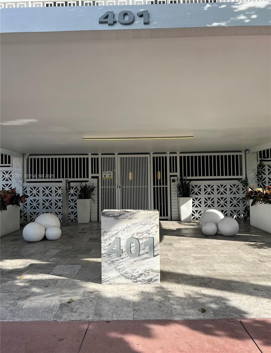 THE PRESIDENTIAL CONDO · #417 in Miami Beach - Photo 26