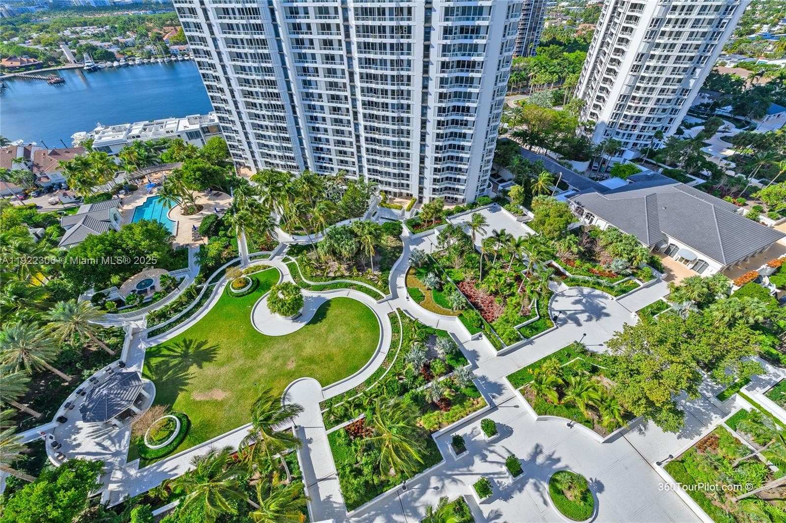 ATLANTIC III AT THE POINT · #2001 in Aventura - Photo 40