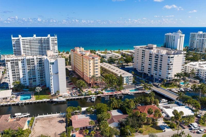 Aquamarine · #7D (701) in Pompano Beach - Photo 64