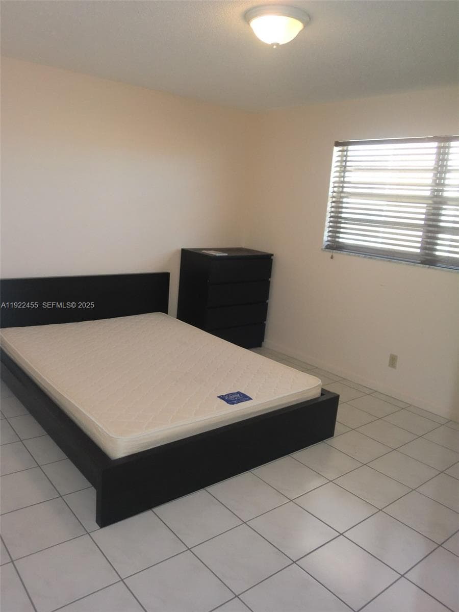 MEADOWBROOK TOWERS CONDO · #402 in Hallandale Beach - Photo 8