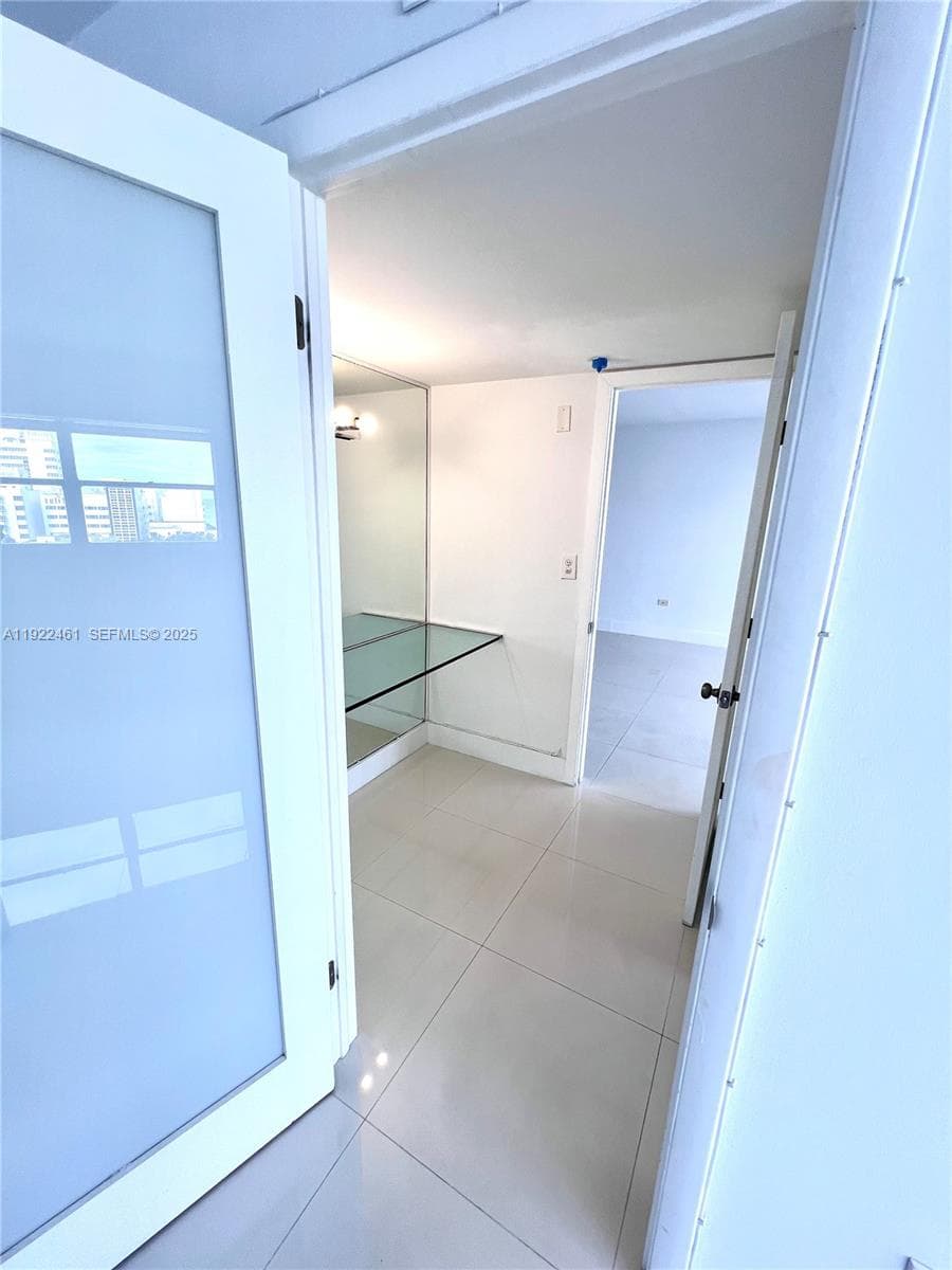 OCTAGON TOWERS I CONDO · #11D in Miami Beach - Photo 13