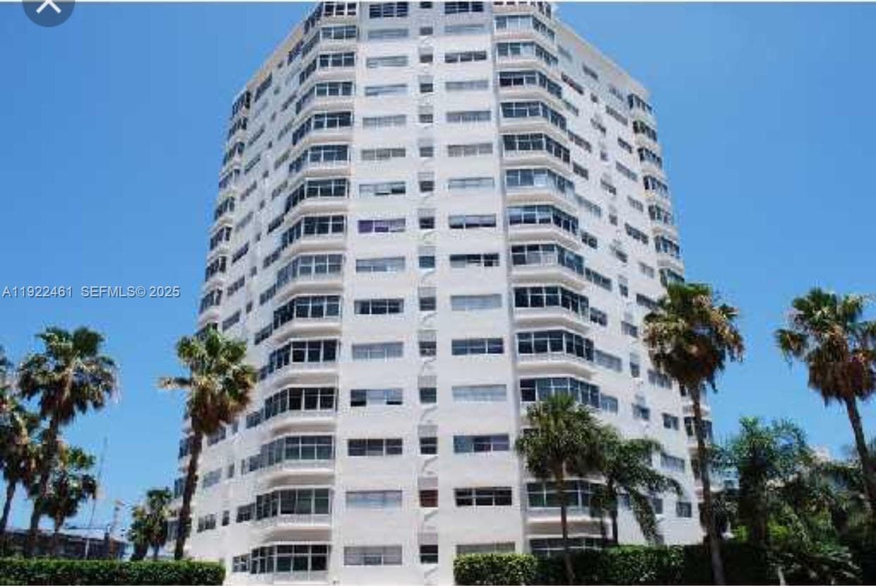 OCTAGON TOWERS I CONDO · #11D in Miami Beach - Photo 25