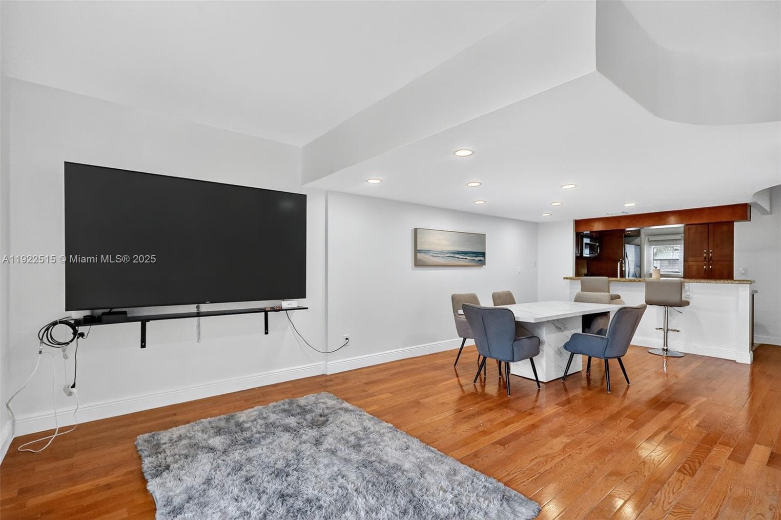 SANDPIPER CONDO · #57 in North Miami Beach - Photo 2