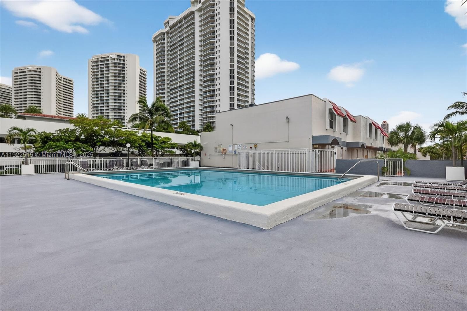 SANDPIPER CONDO · #57 in North Miami Beach - Photo 24