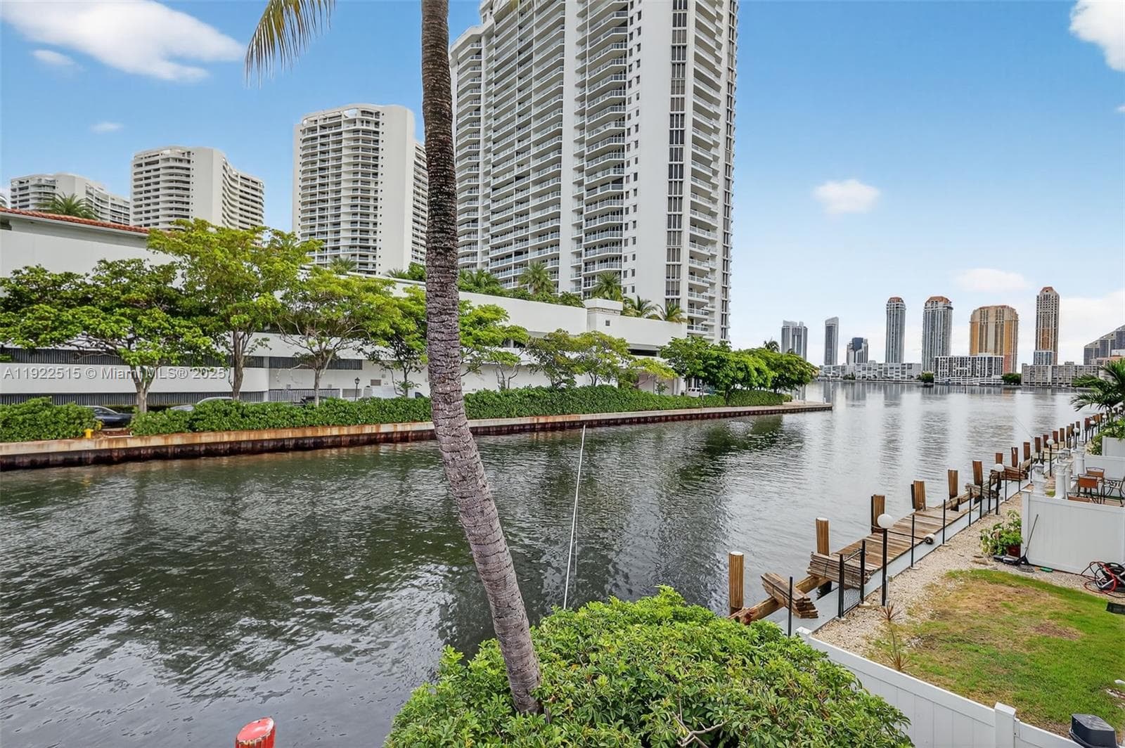 SANDPIPER CONDO · #57 in North Miami Beach - Photo 25