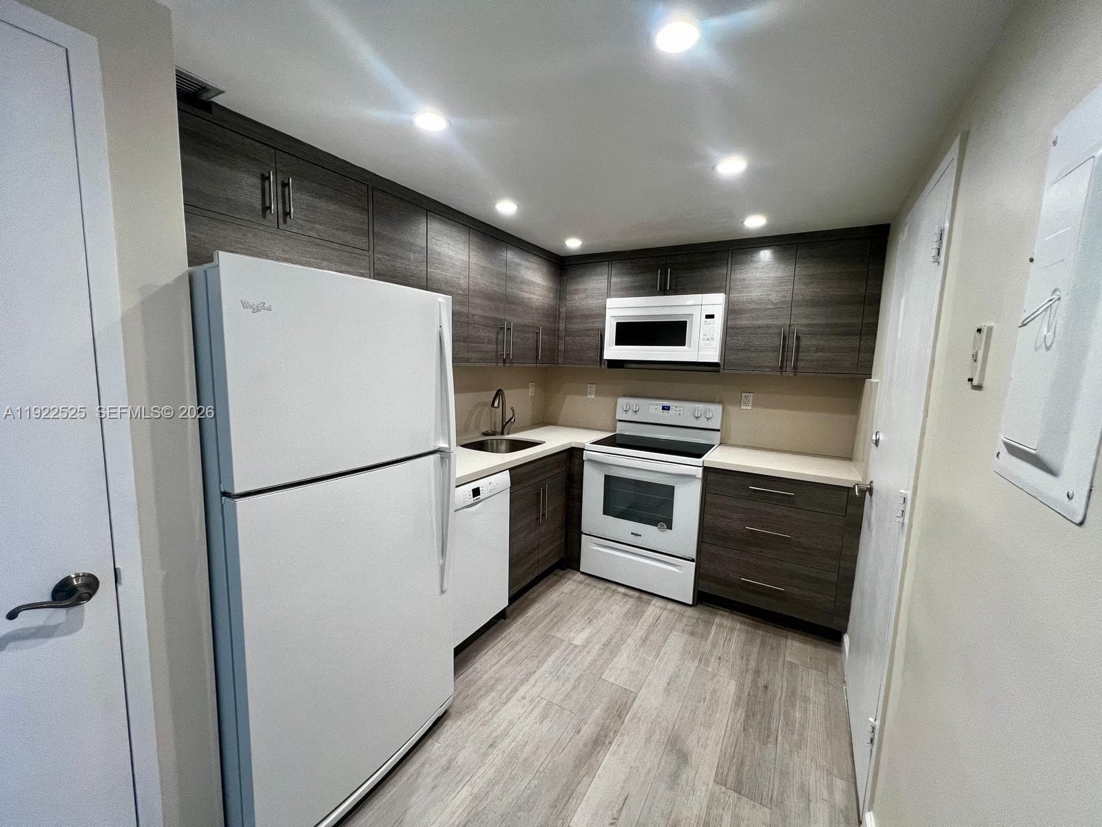 KENNEDY HOUSE CONDO · #10C in North Bay Village - Photo 8