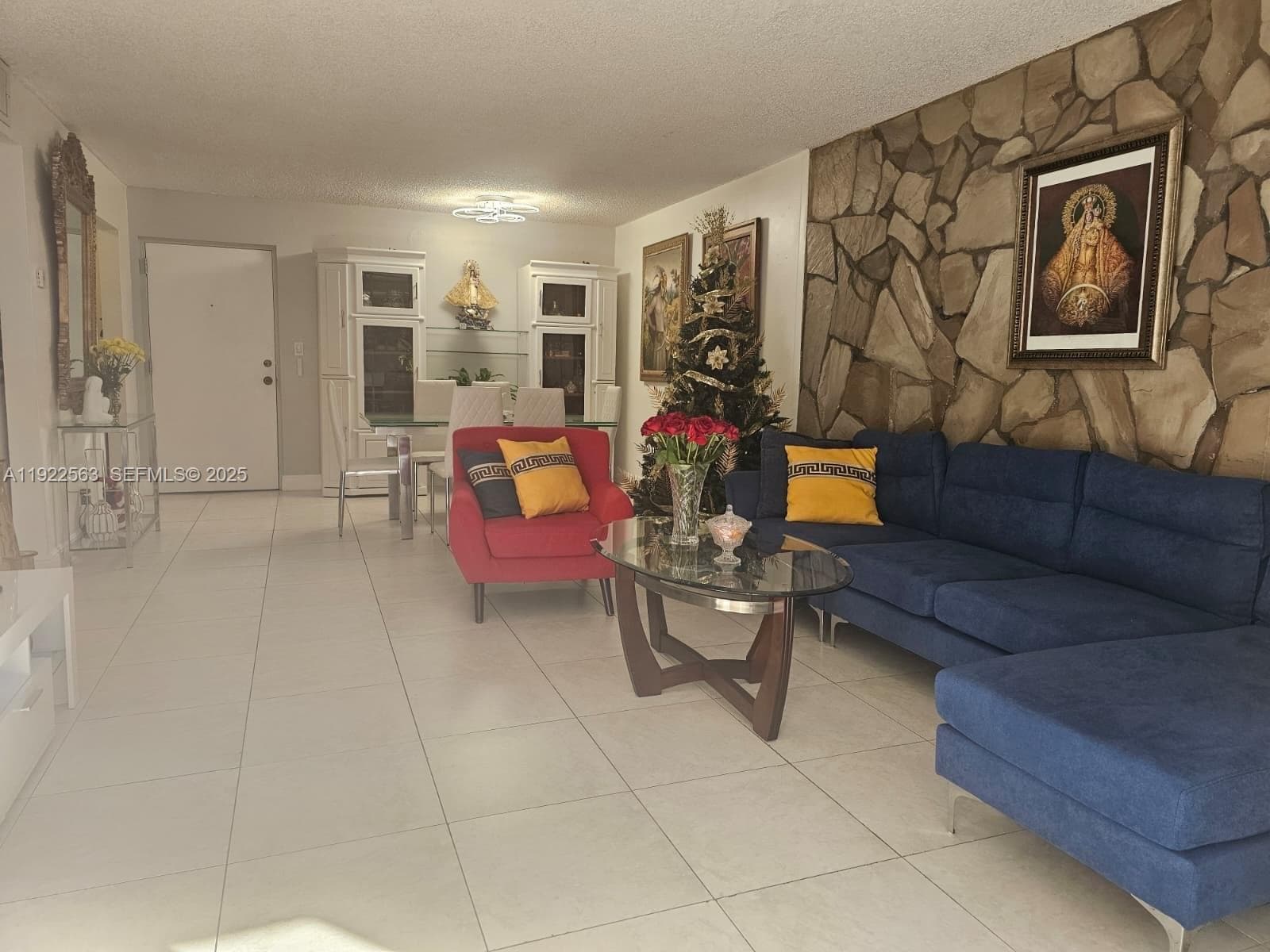 Summit Chase Condo · #111 in Miami - Photo 6